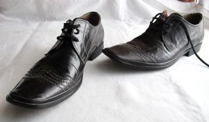Topánky Bata čierne veľ. 41-42, osobne v Bn, to a TN